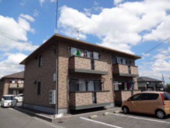 ストークシャトル B棟の外観画像