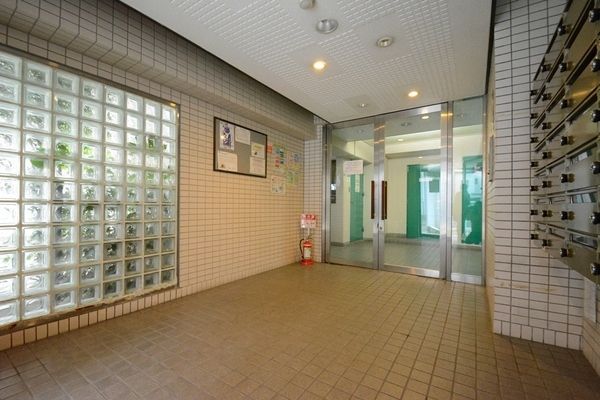 ロビー