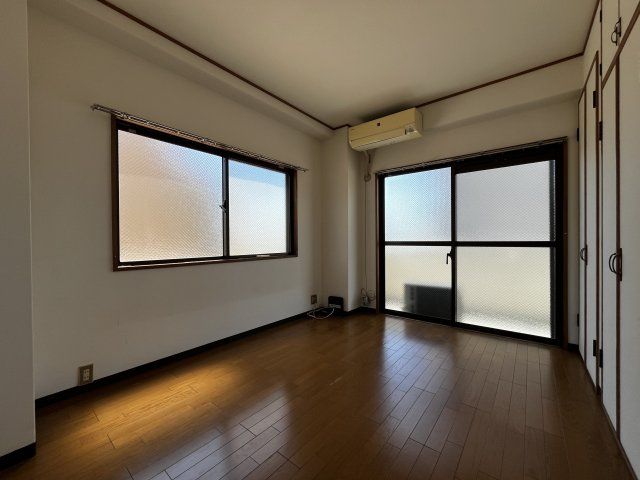 洋室