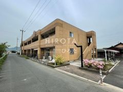 サームヴィレッジの外観画像
