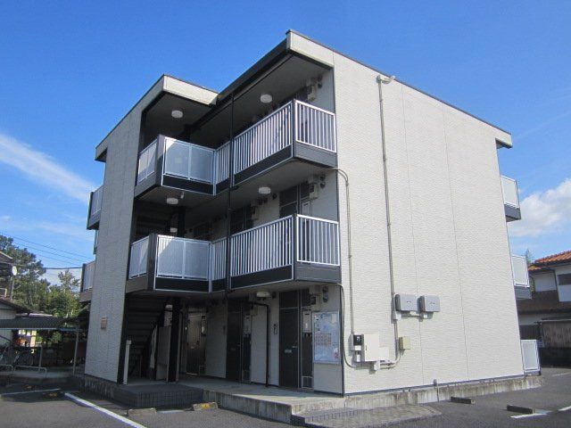 レオパレスSeven&Fiveの外観画像