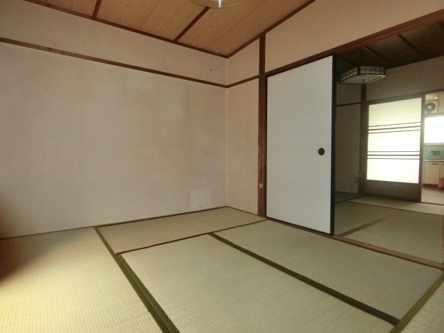ベッドルーム