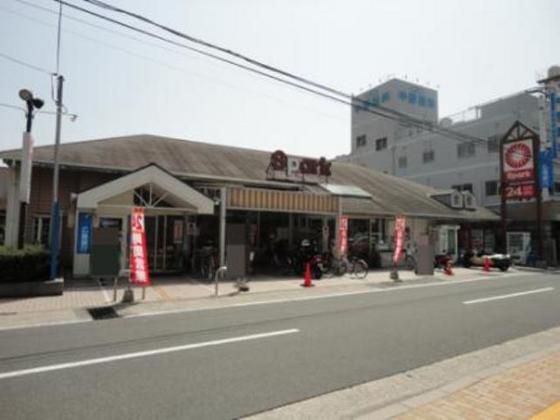 近くに施設あり