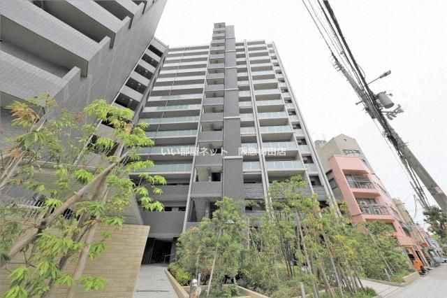 プレサンスロジェ新梅田の外観画像