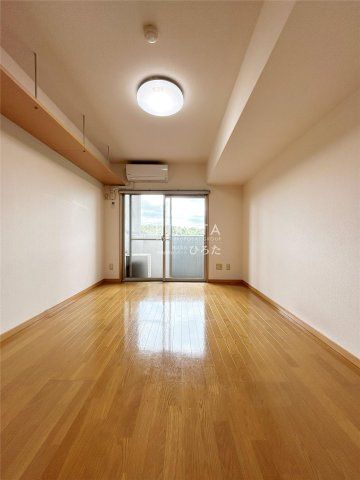 カーニバルプラスひびきの店(1640m)