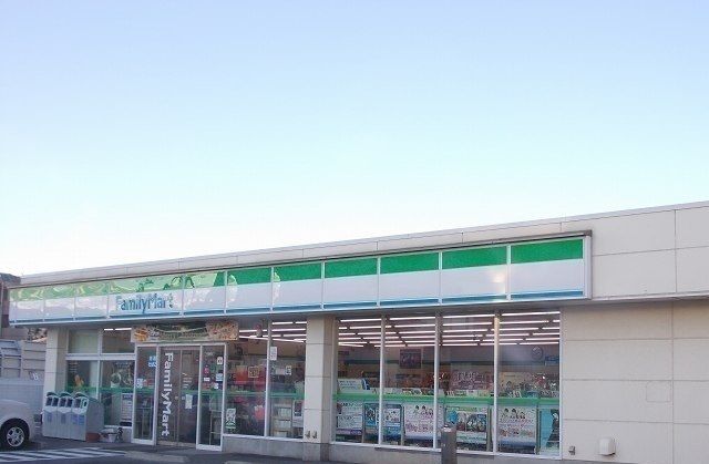 その他「ファミリーマート三島梅名店まで500m」
