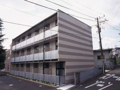 レオパレステナマント25の外観画像