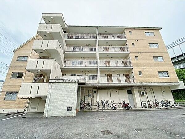 アーバンきたじまの外観画像