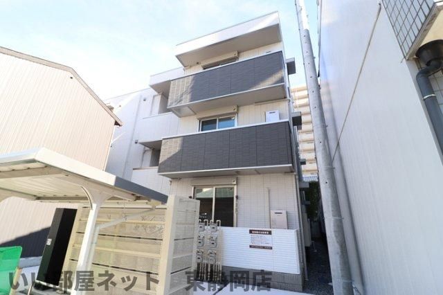 i・CUBEの外観画像