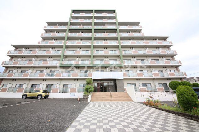 キャッスル常滑 西棟の外観画像