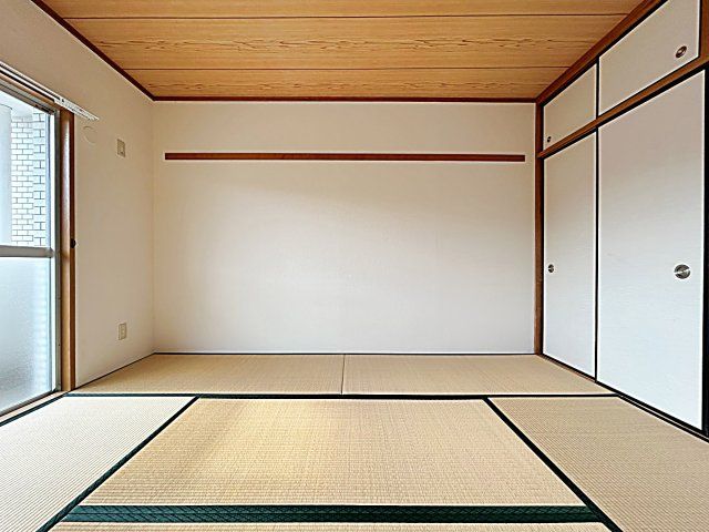ベッドルーム