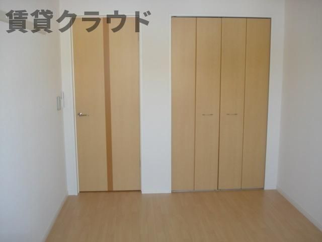 ベッドルーム