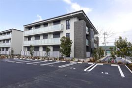 カーサ宮ノ前 直方 A棟の外観画像