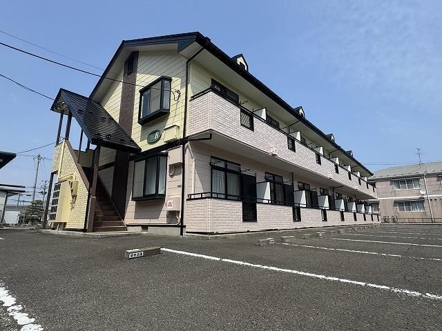 リーフサイドビレッジB棟の外観画像