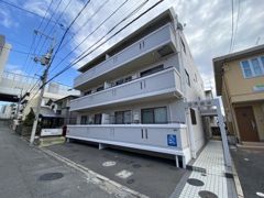 リラ船本の外観画像