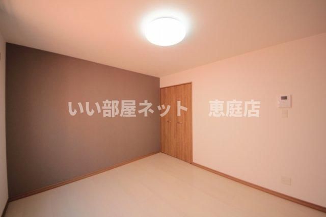 ベッドルーム