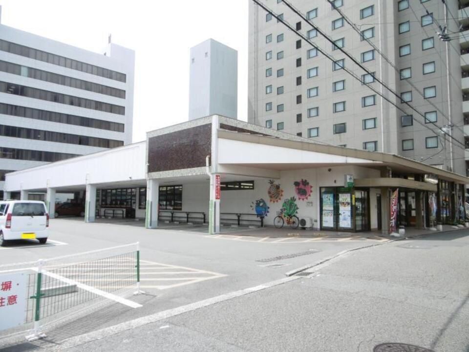 近くに施設あり