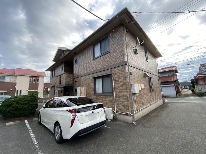 シャンポワール Aの外観画像