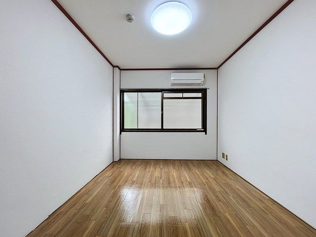 ベッドルーム