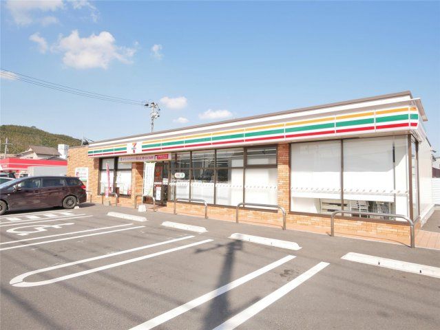 セブン-イレブン 小倉徳力新町店(150m)