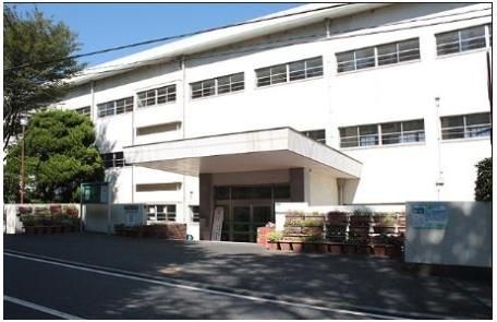 槻田中学校(560m)