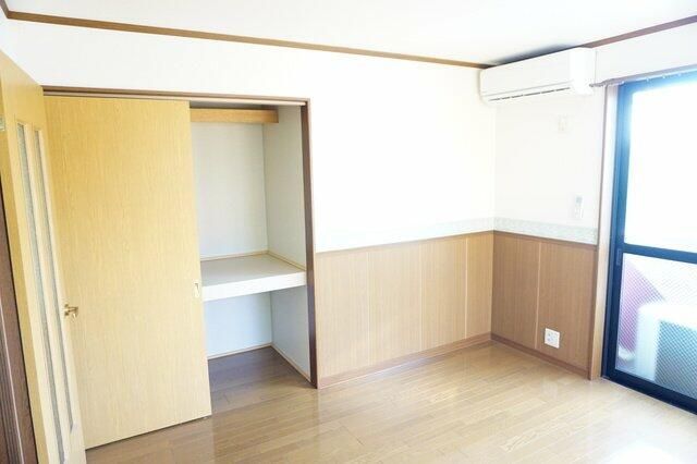 ベッドルーム