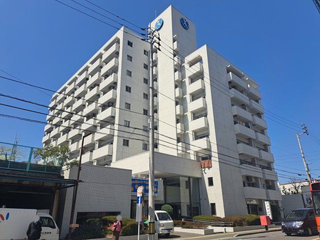 ホワイトハウス松山の外観画像