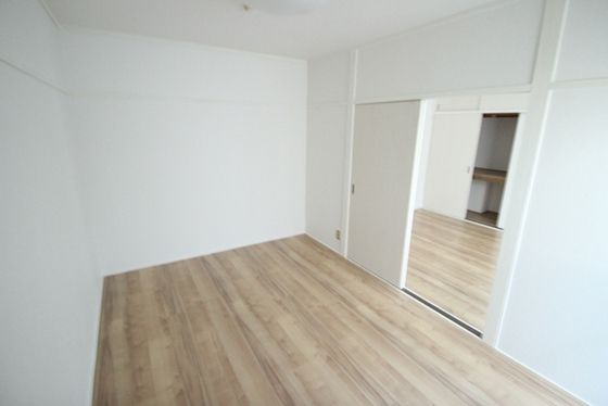 ベッドルーム