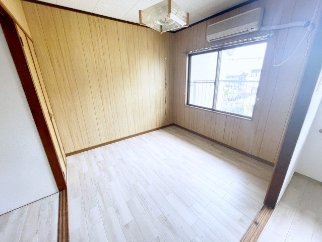ベッドルーム