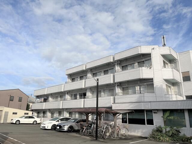 セシリアの外観画像