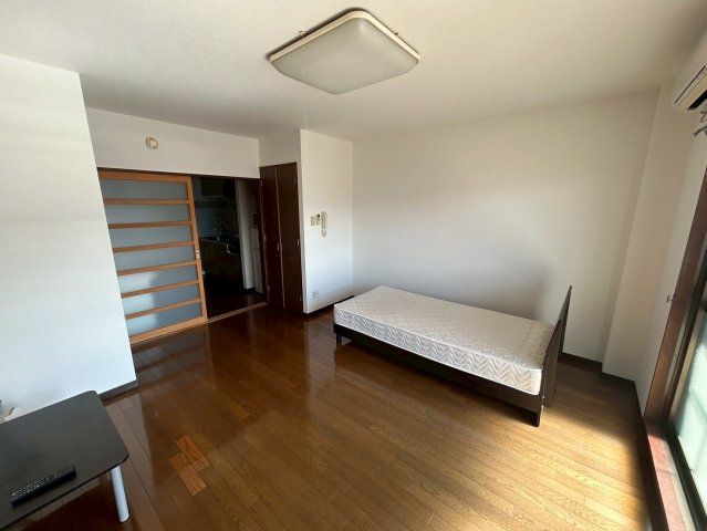 ベッドルーム