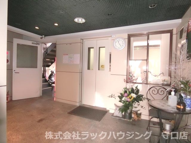 ロビー