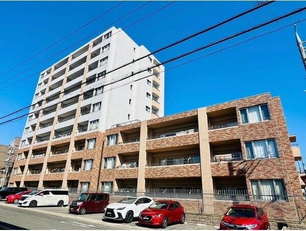 コルティーレマルフクの外観画像