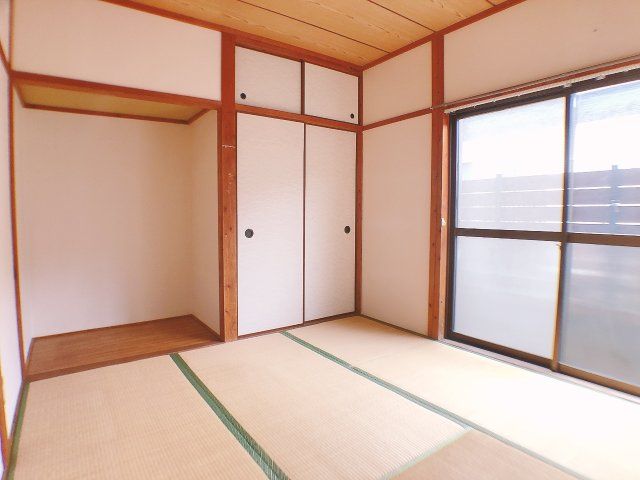 ベッドルーム