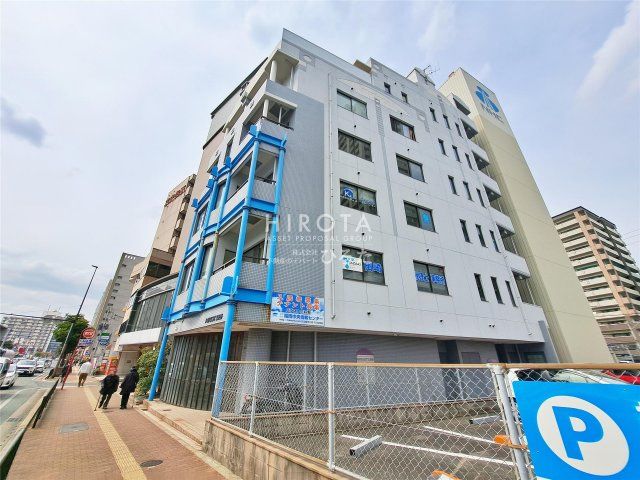 パラスト三萩野の外観画像