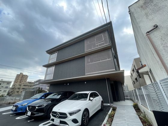 Crest Palaceの外観画像