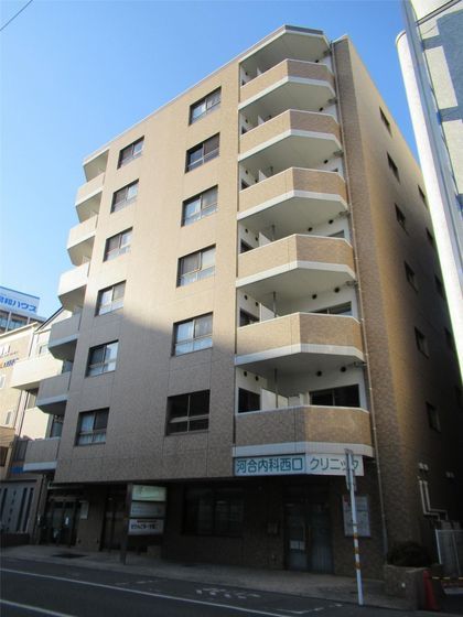 せかんどゆーす西口の外観画像