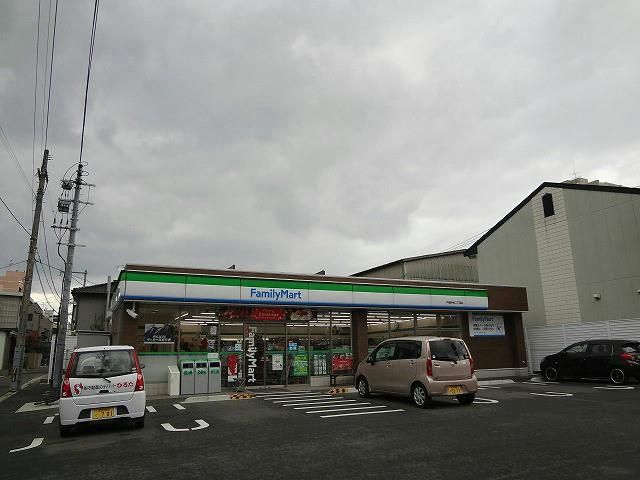 ファミリーマート戸畑沖台二丁目店(100m)