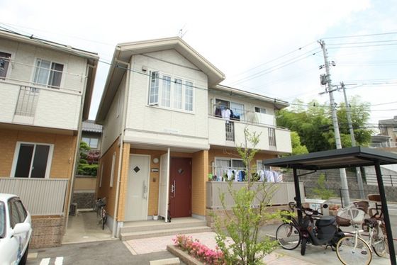 グレースヒルズ B棟の外観画像