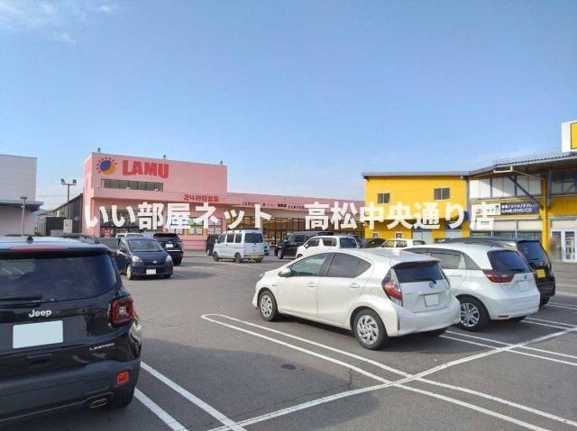 近くに施設あり
