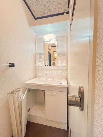 サンドラッグいとうづ店 (292m)