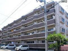 フォルム山越の外観画像