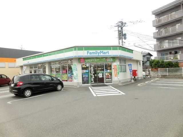 ファミリーマート／八幡御開店 (40m)