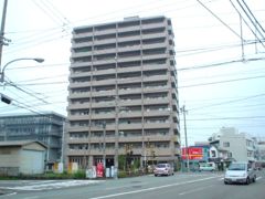 サーパス城ノ内の外観画像