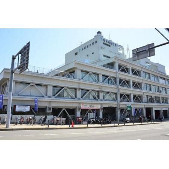 近くに施設あり