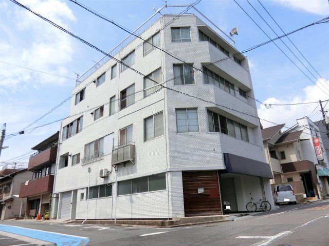 西垣内ビルの外観画像