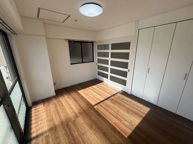 ベッドルーム