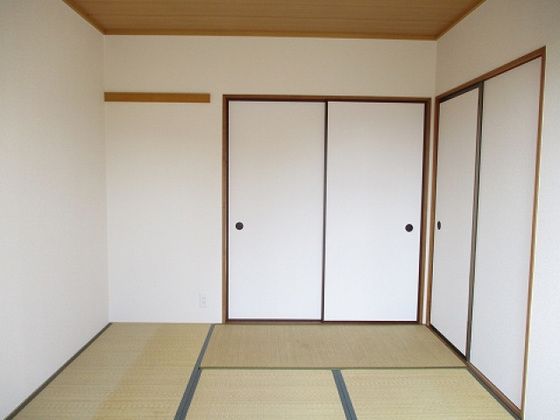 ベッドルーム