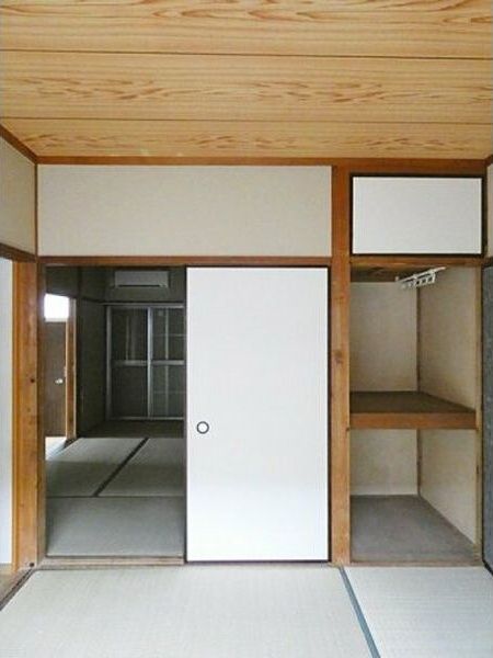 ベッドルーム