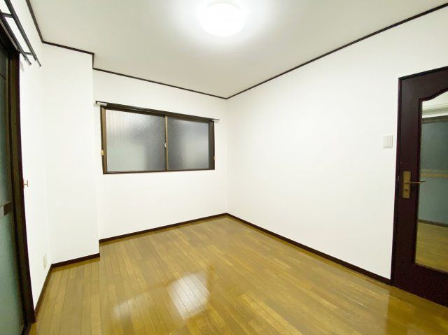 ベッドルーム